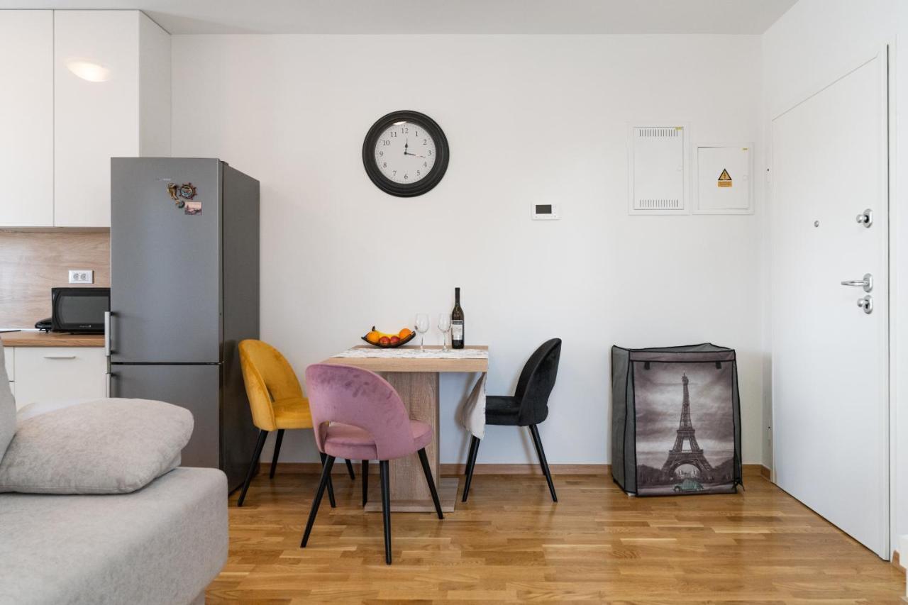 Apartment Roni + Besplatan Parking Ζαντάρ Εξωτερικό φωτογραφία