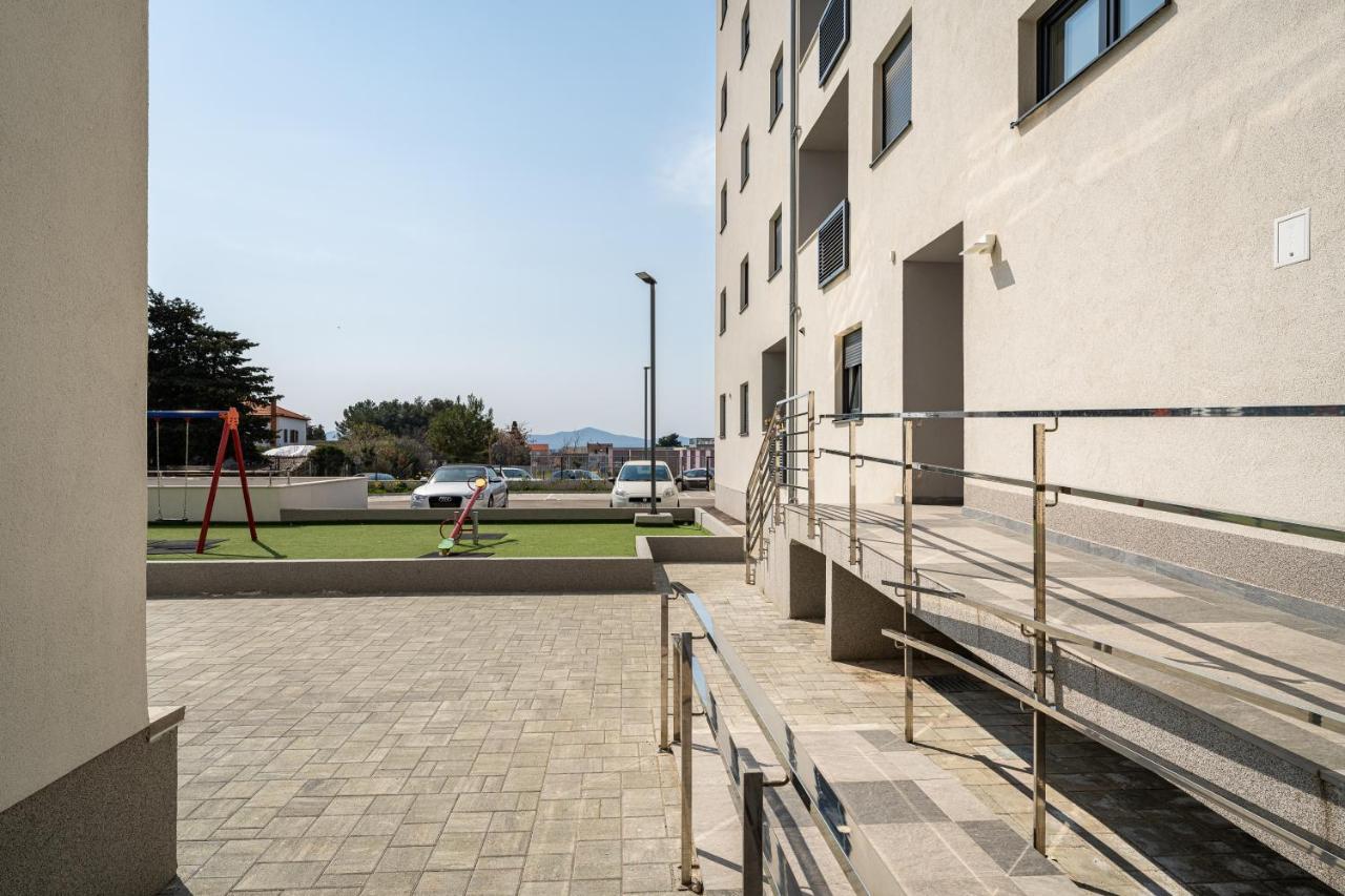 Apartment Roni + Besplatan Parking Ζαντάρ Εξωτερικό φωτογραφία